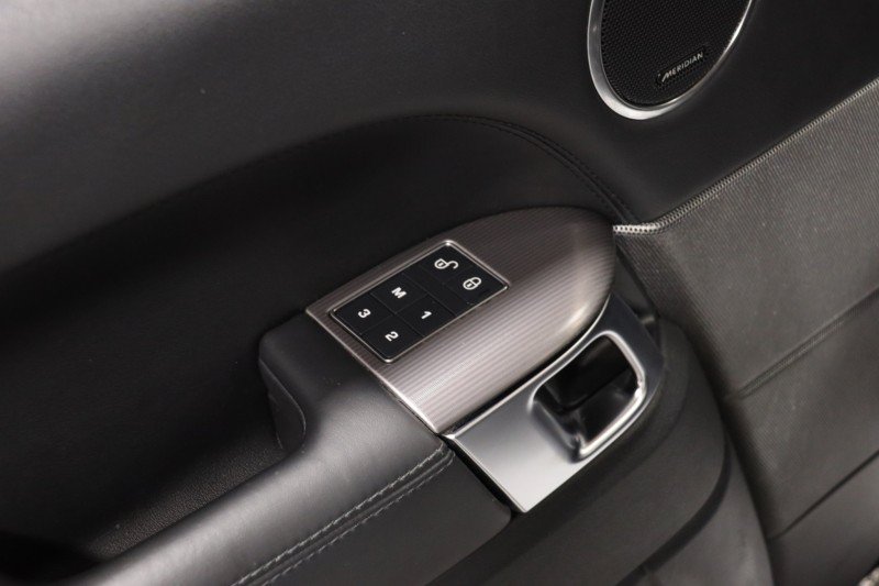 Used 2019 Land Rover Range Rover Sport HSE AWD/4WD image 64