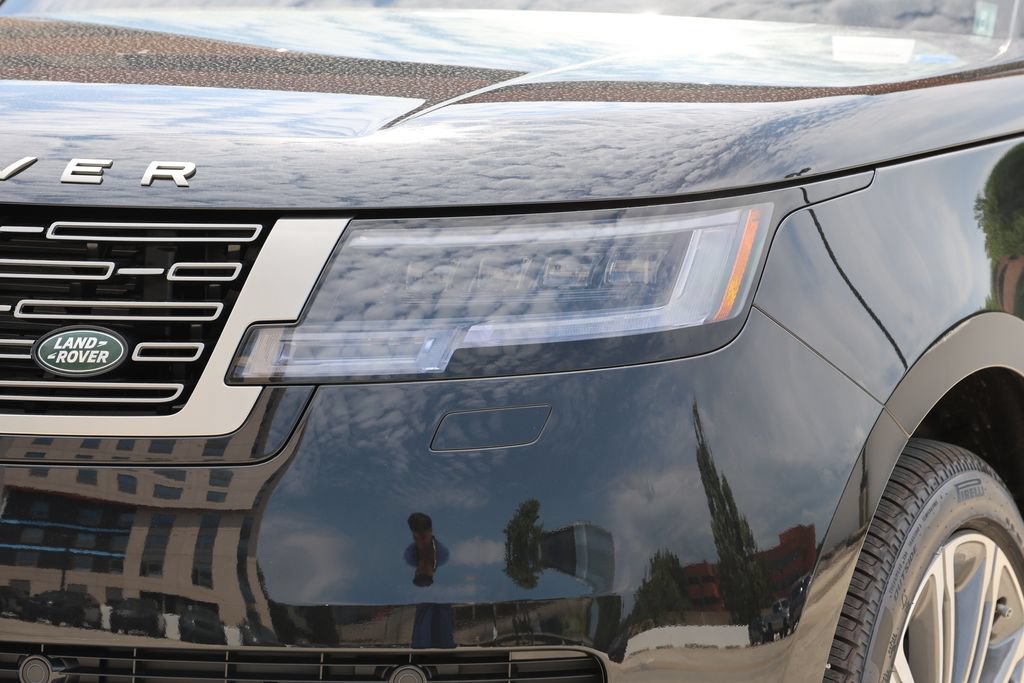 New 2026 Land Rover Range Rover SE AWD/4WD image 6
