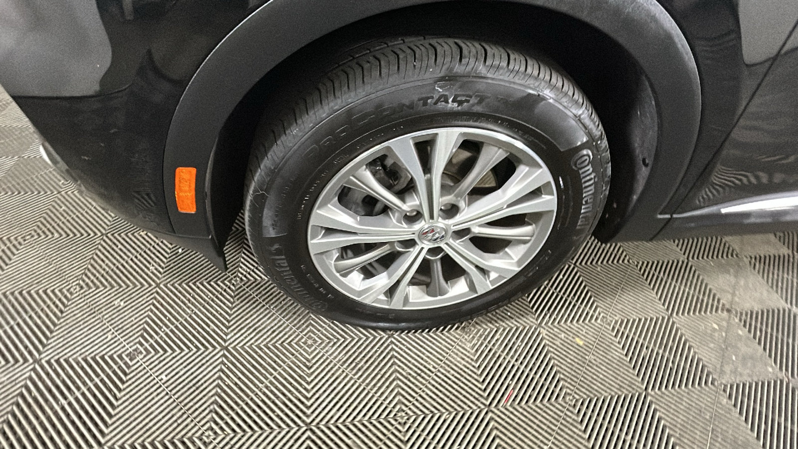 Used 2023 Buick Envision Preferred AWD/4WD image 10