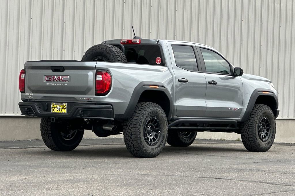 New 2026 GMC Canyon AT4X w/ AT4X AEV Edition AWD/4WD image 5