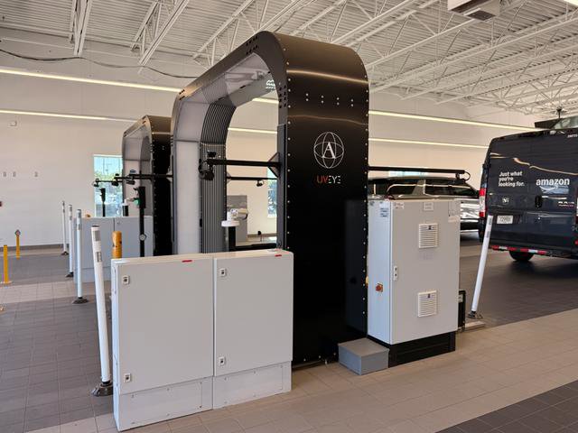 Used 2022 Toyota RAV4 XLE image 9