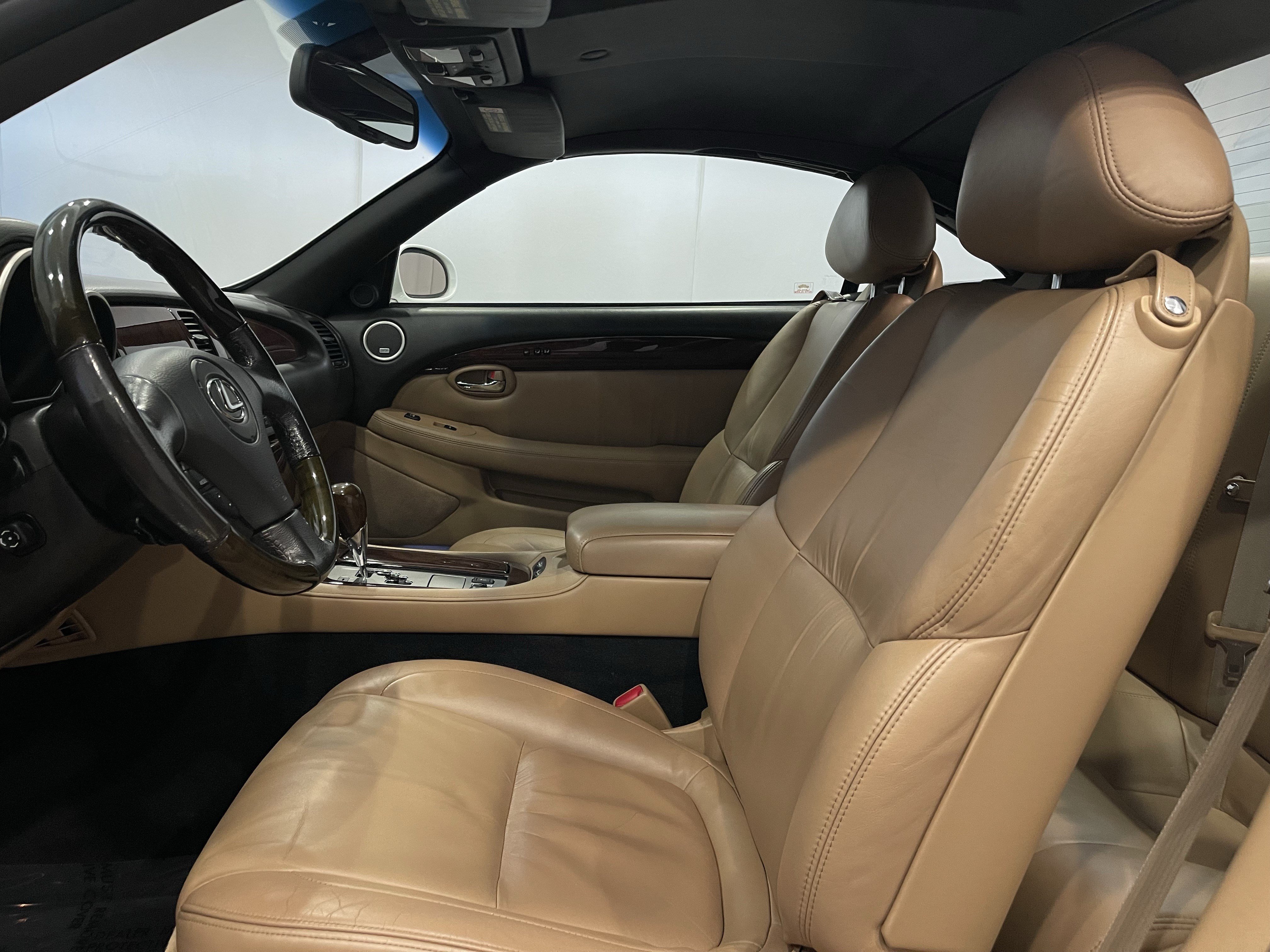 Used 2008 Lexus SC 430 Convertible RWD image 14