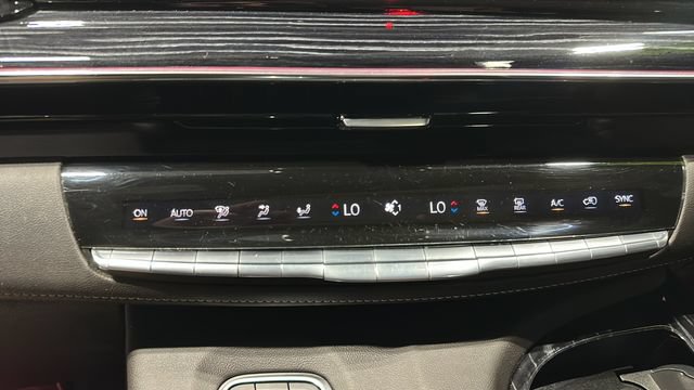 Used 2022 Cadillac Escalade Sport w/ LPO, ONYX Package AWD/4WD image 20