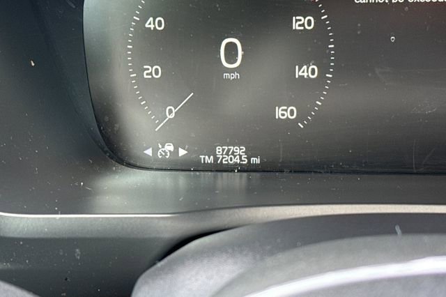 Used 2021 Volvo XC90 T5 Momentum w/ Protection Package Premier image 33