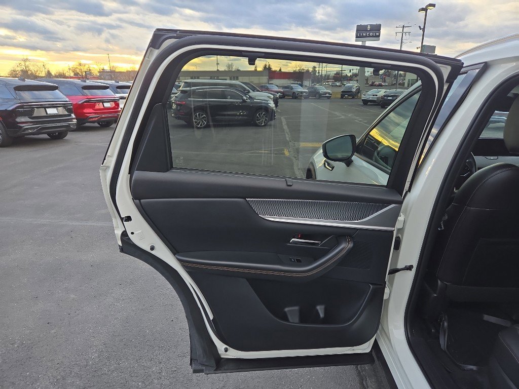 Used 2024 MAZDA CX-90 Plug-In Hybrid w/ Preferred image 13