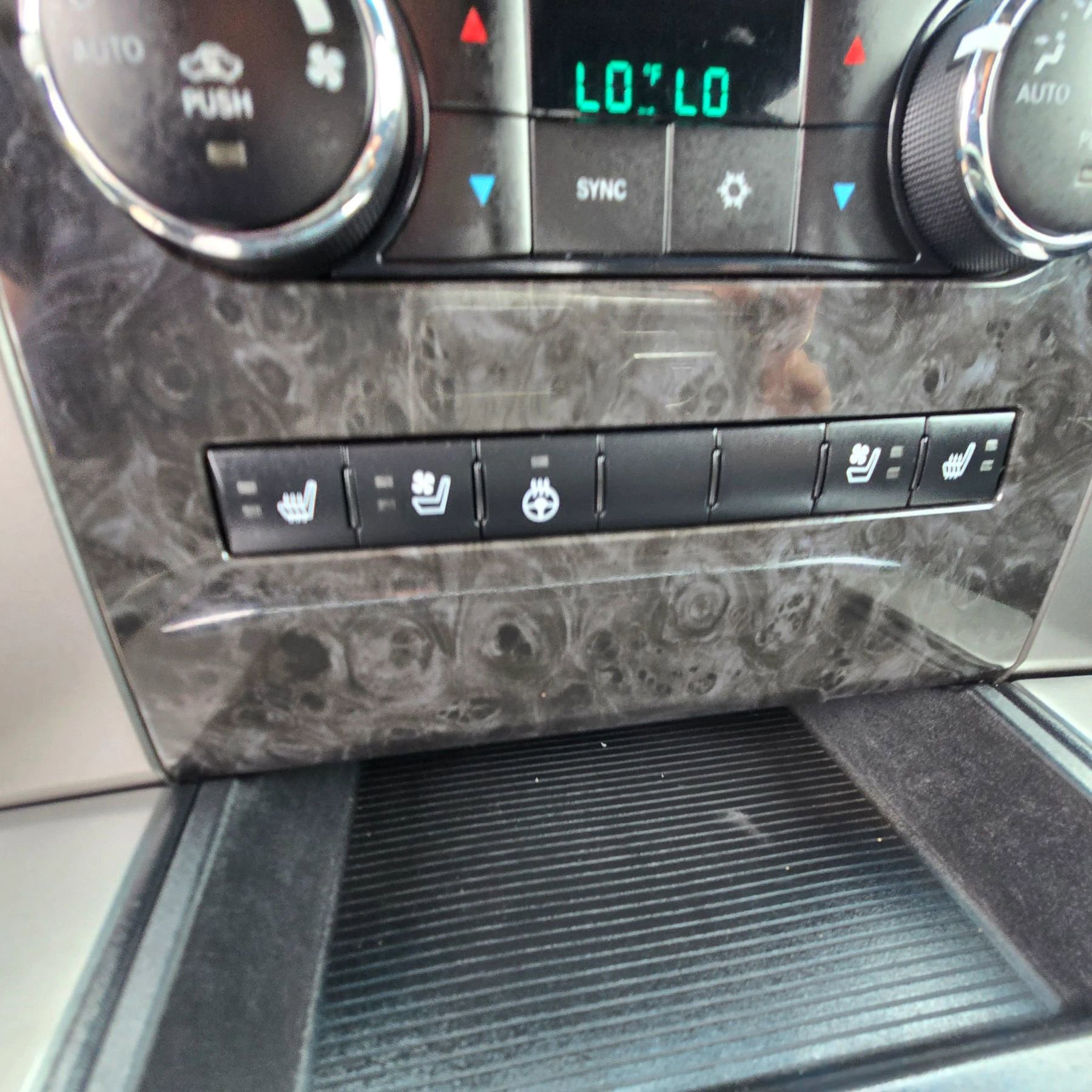 Used 2012 RAM 2500 Limited AWD/4WD image 17