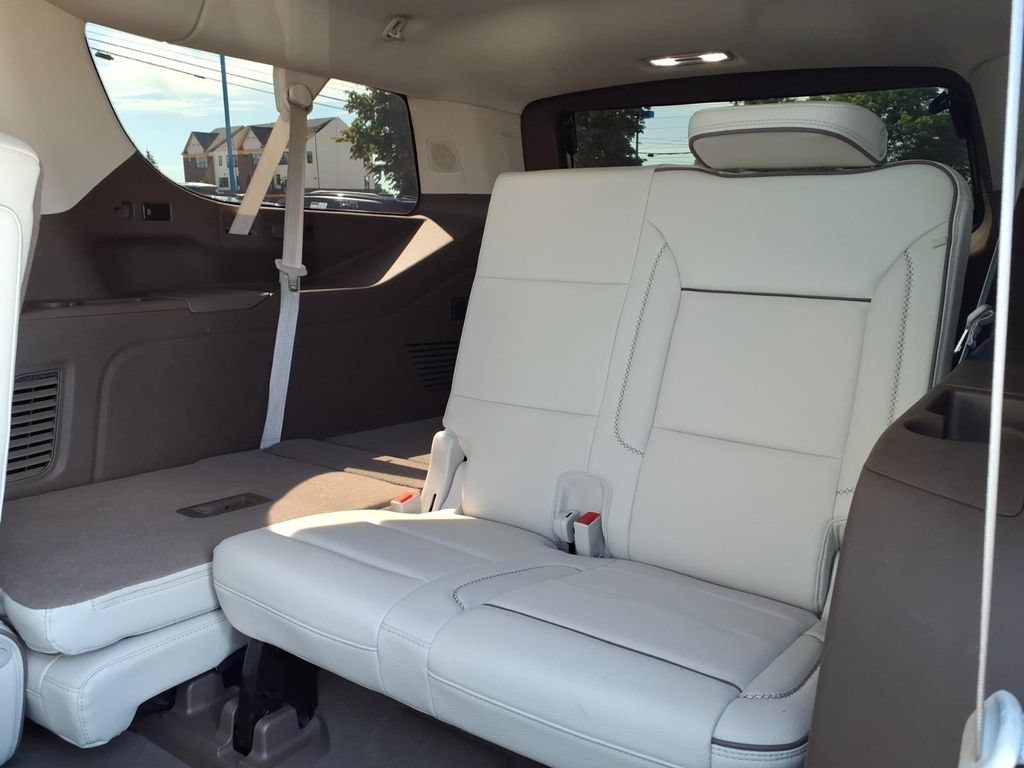 Used 2023 GMC Yukon XL Denali w/ Max Trailering Package AWD/4WD image 9