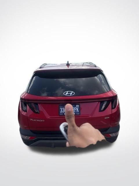 Used 2023 Hyundai Tucson Limited w/ Cargo Package AWD/4WD image 7