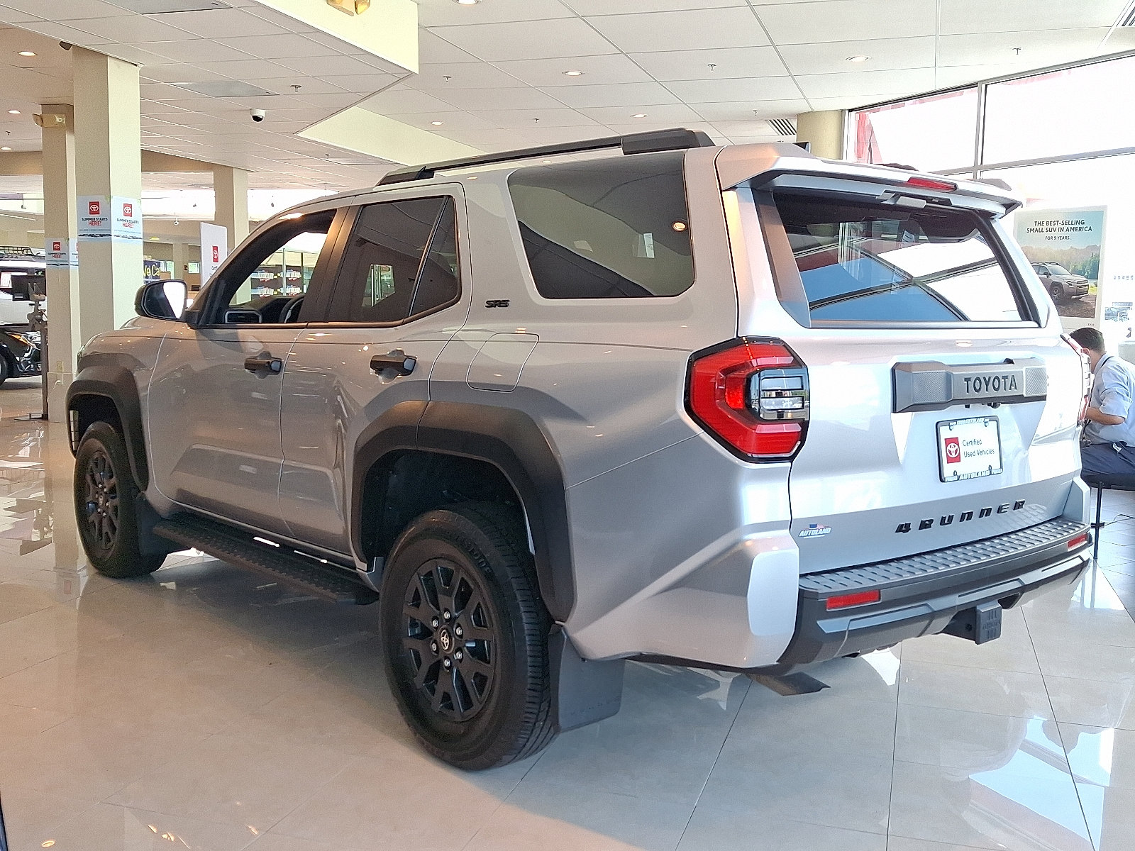 Certified 2025 Toyota 4Runner SR5 AWD/4WD image 4