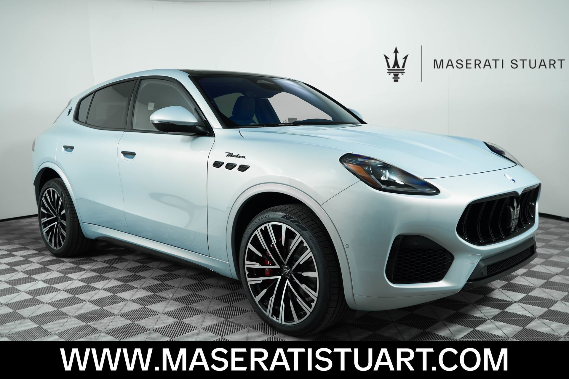New 2025 Maserati Grecale Modena