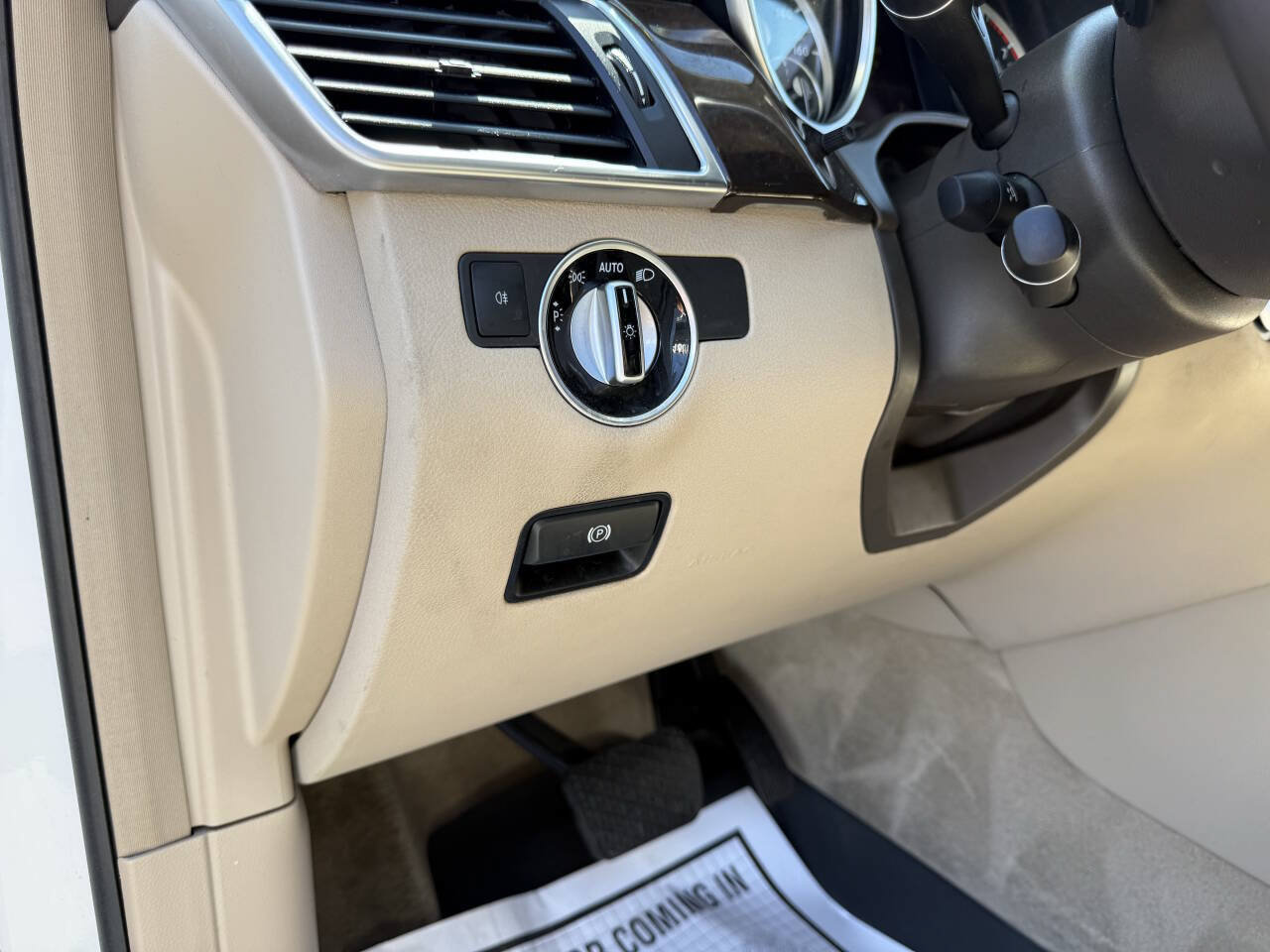 Used 2016 Mercedes-Benz GL 450 4MATIC image 22