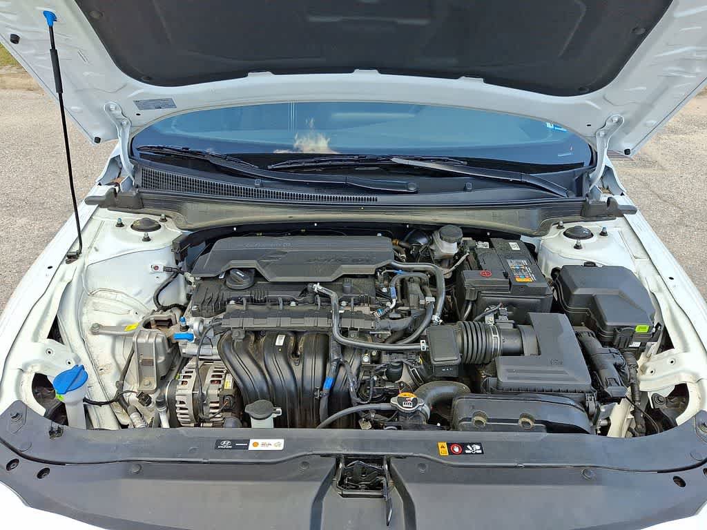 Certified 2025 Hyundai Elantra Sport FWD image 27