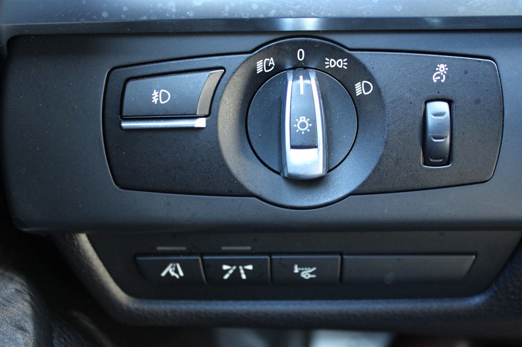 Used 2012 BMW 650i Coupe image 21