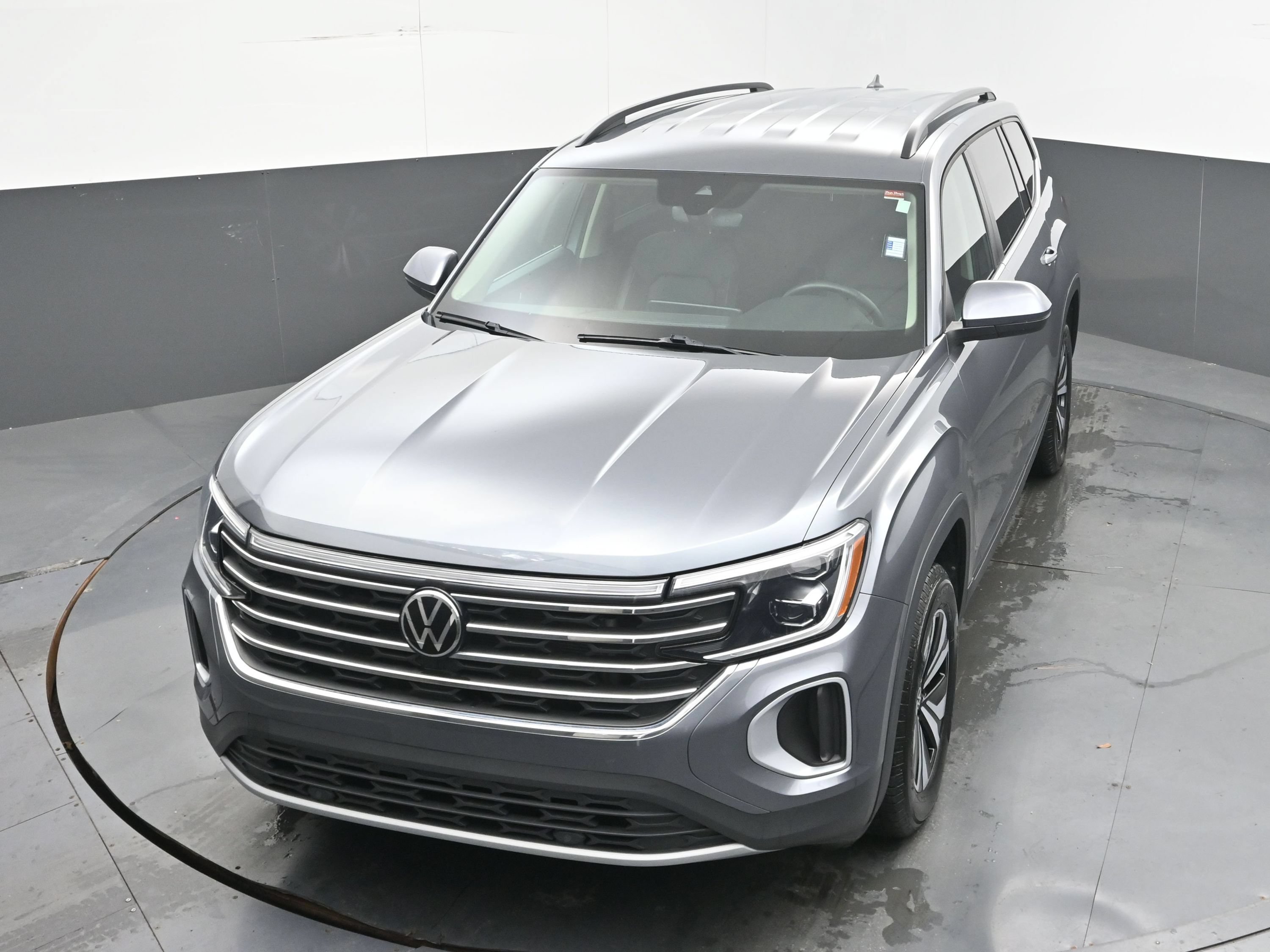Used 2024 Volkswagen Atlas SE FWD image 48