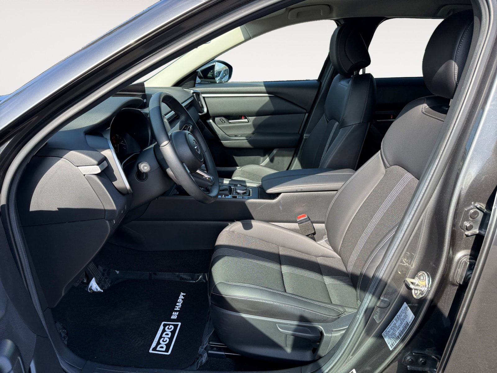 Used 2025 MAZDA CX-50 AWD 2.5 S w/ Weather Package image 10