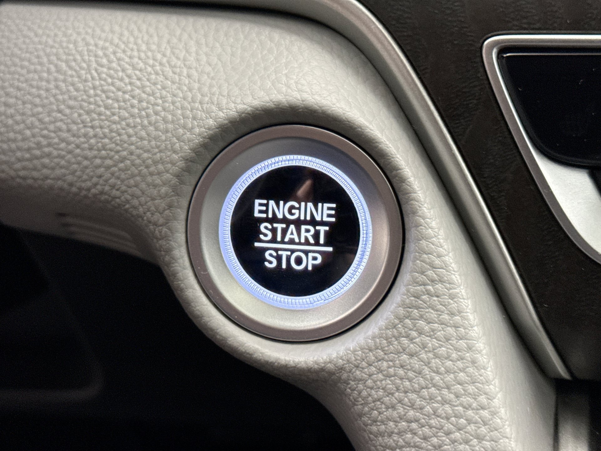 Used 2018 Honda Accord EX-L image 20