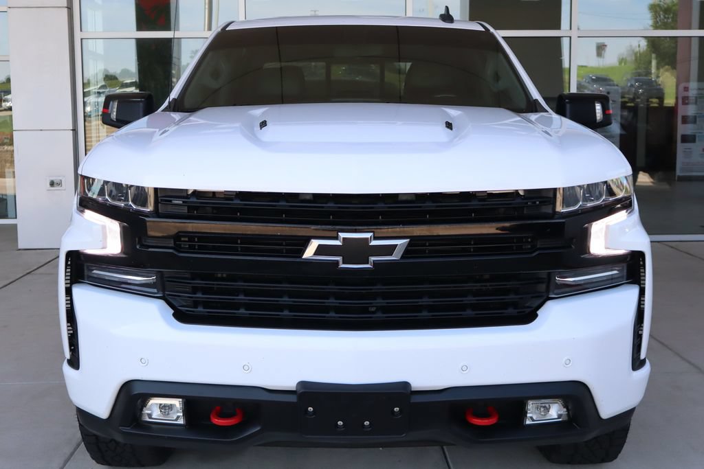 Used 2022 Chevrolet Silverado 1500 RST w/ Redline Edition AWD/4WD image 2