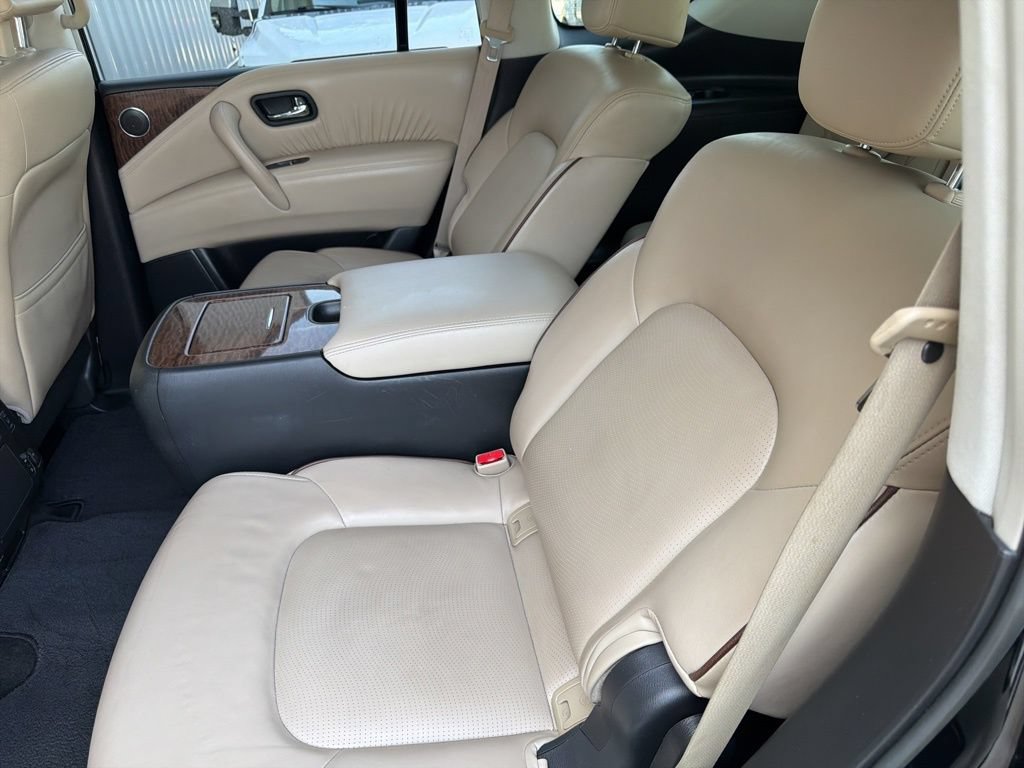 Used 2020 Nissan Armada Platinum w/ Captain's Chairs Package RWD image 10
