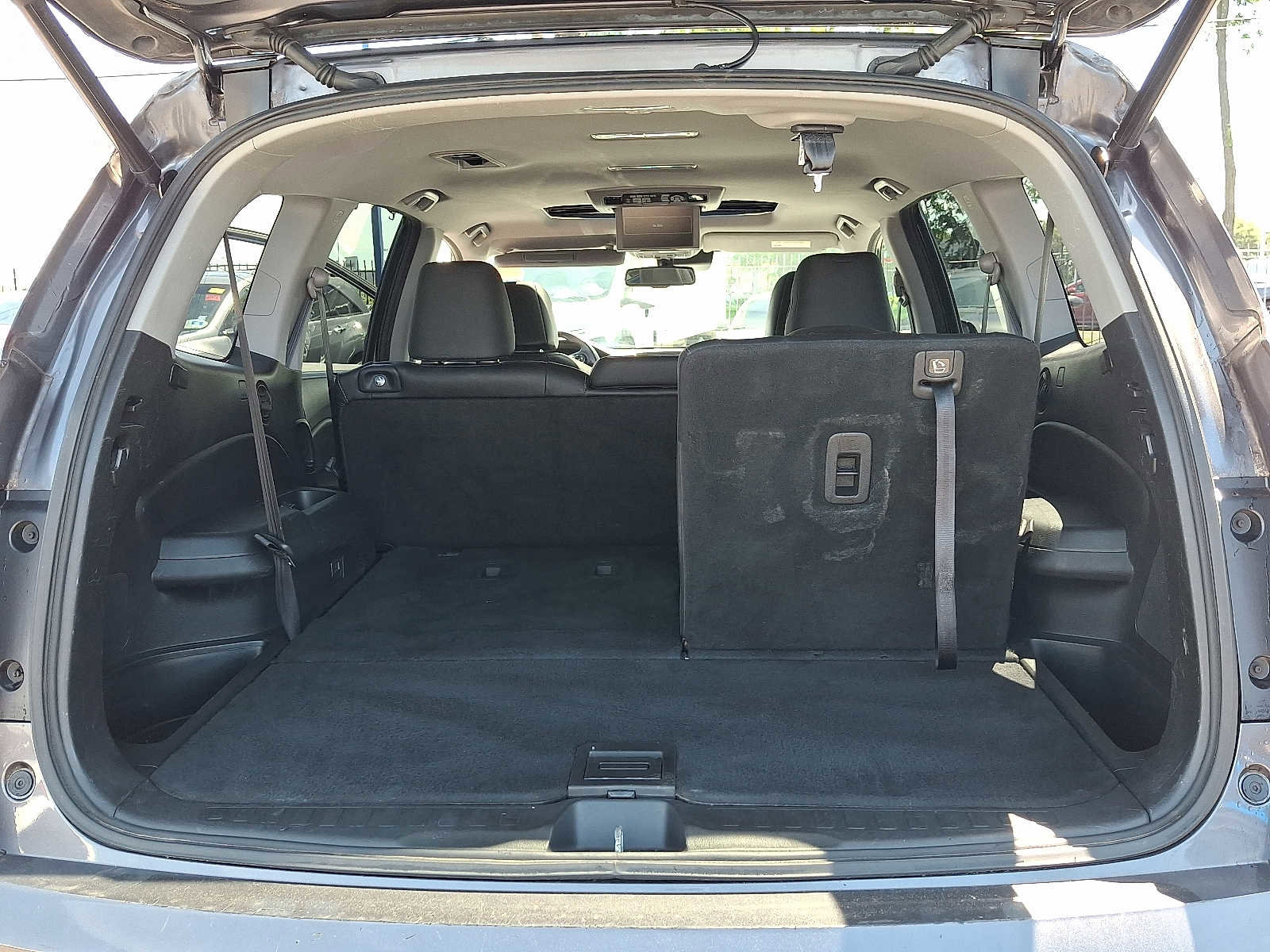Used 2017 Honda Pilot Touring image 30