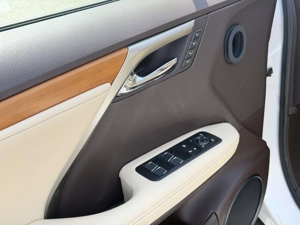 Used 2020 Lexus RX 350 AWD w/ Premium Package image 18