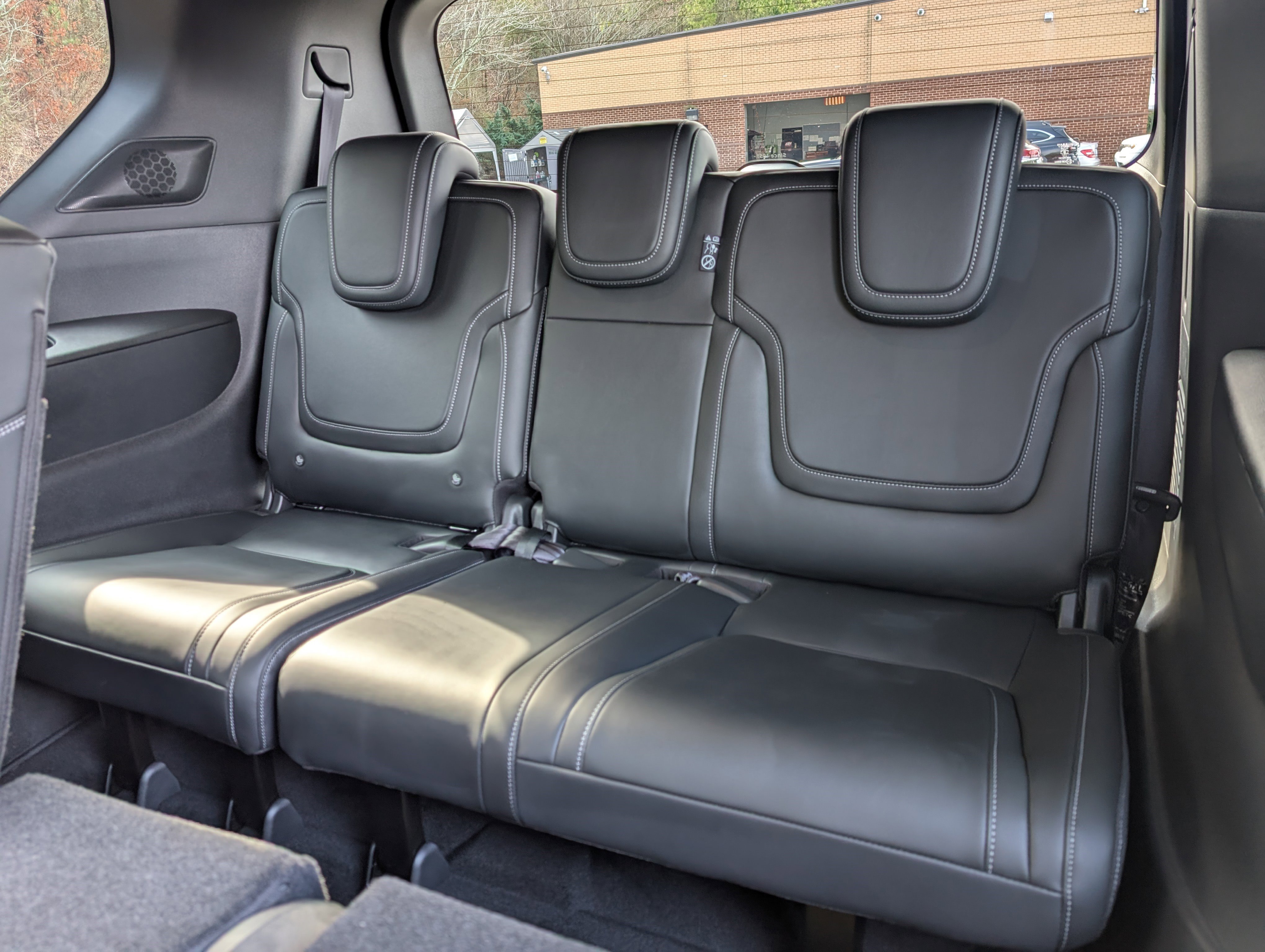 Used 2025 Nissan Armada PRO-4X w/ Pro-4X Premium Package image 18