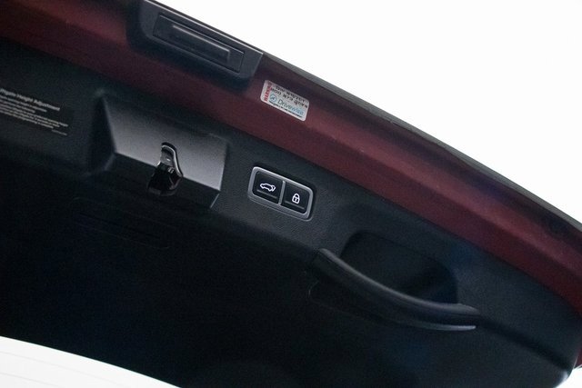 Used 2022 Kia Sorento SX Prestige image 22