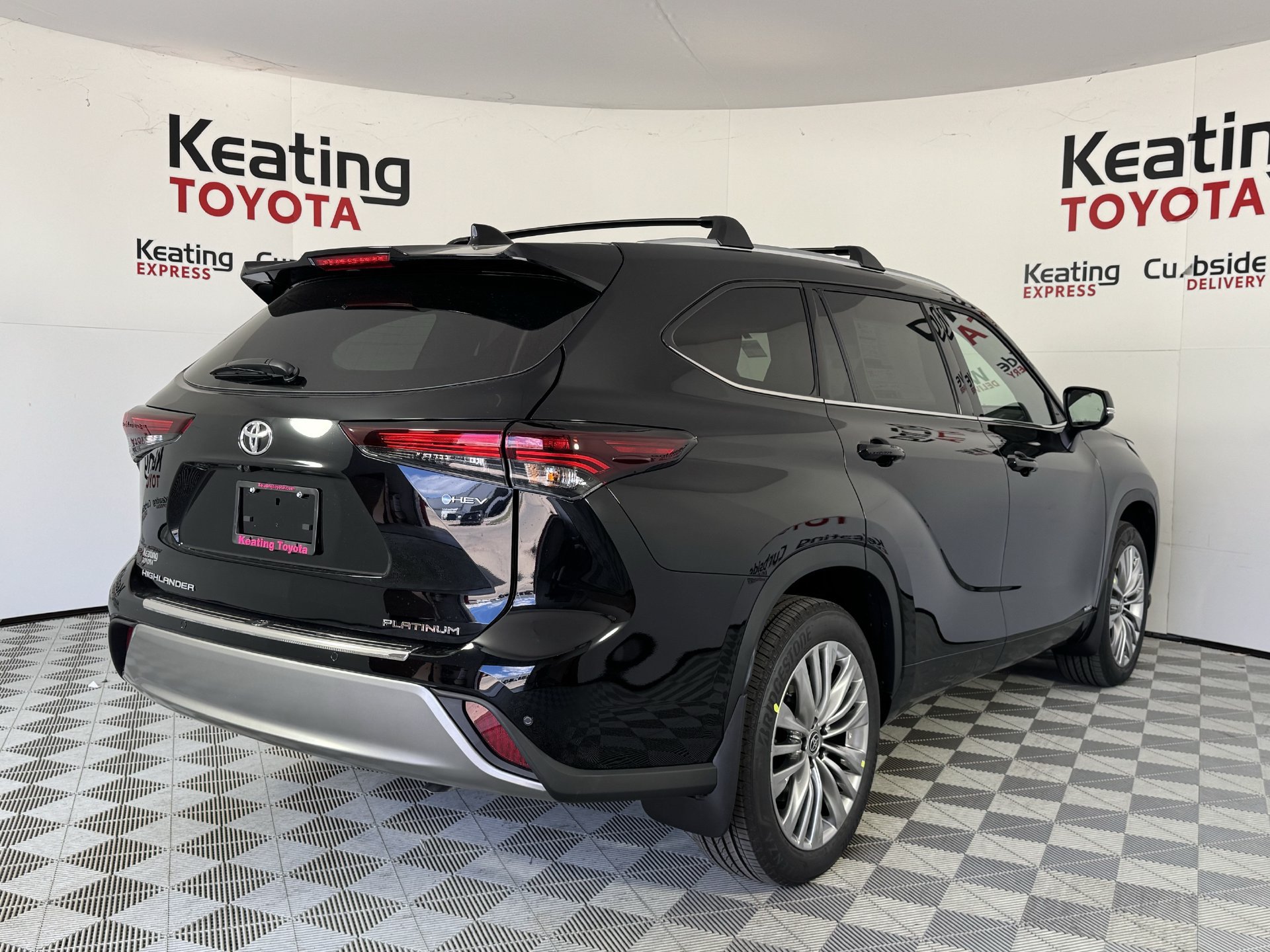 New 2026 Toyota Highlander Platinum AWD/4WD image 14