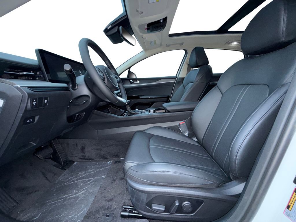 New 2026 Kia K5 EX image 9