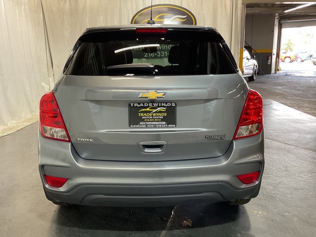 Used 2020 Chevrolet Trax LS w/ Tint and Cruise Package FWD image 7