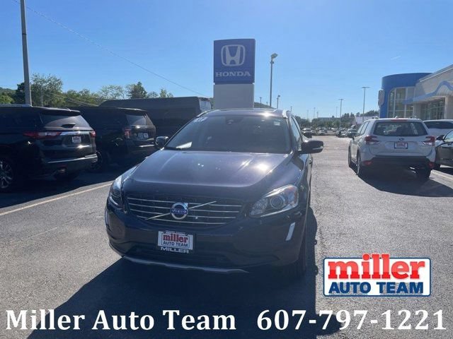 Used 2017 Volvo XC60 T5 Inscription w/ Preferred Option Package AWD/4WD image 1