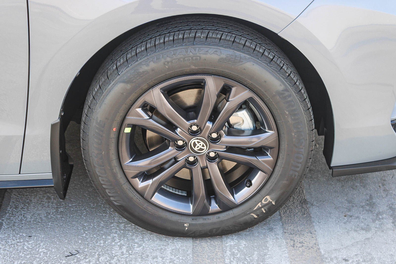 New 2026 Toyota Sienna XSE AWD/4WD image 11