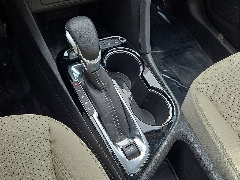 Used 2023 Buick Encore GX Essence w/ Advanced Technology Package image 31