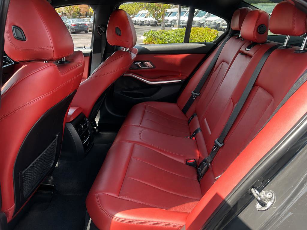 Used 2023 BMW 330i Sedan w/ Convenience Package RWD image 10