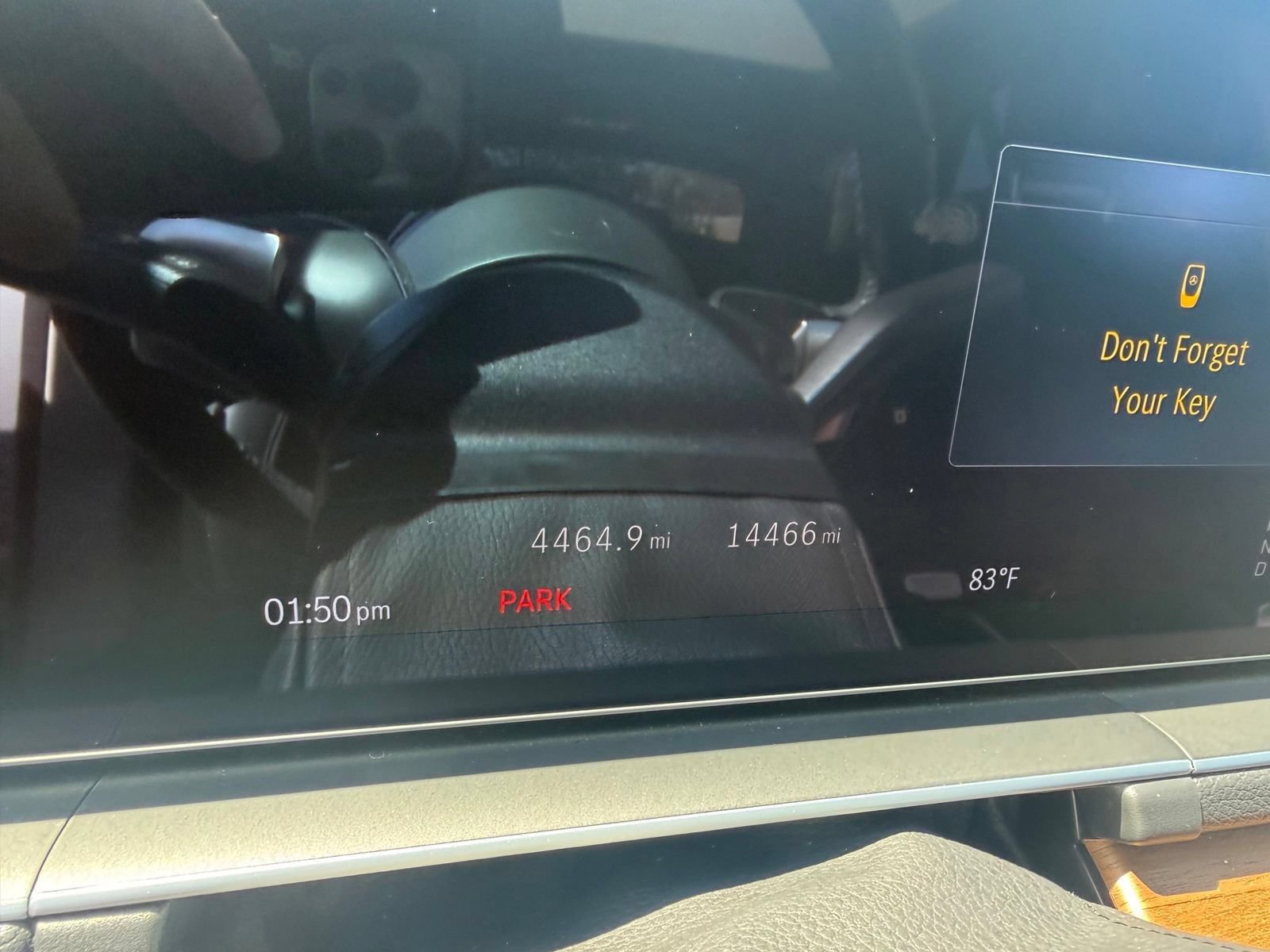 Used 2024 Mercedes-Benz GLE 350 4MATIC image 3