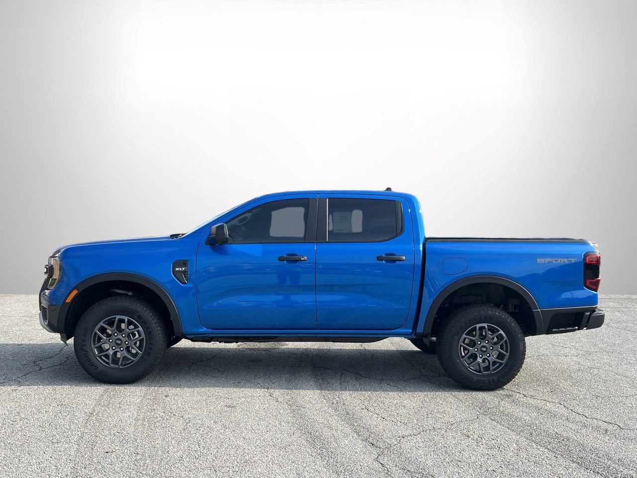 New 2025 Ford Ranger XLT w/ Technology Package RWD image 21