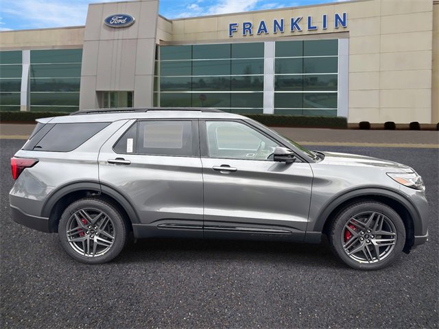 New 2025 Ford Explorer ST w/ Sun And Sound Package image 8