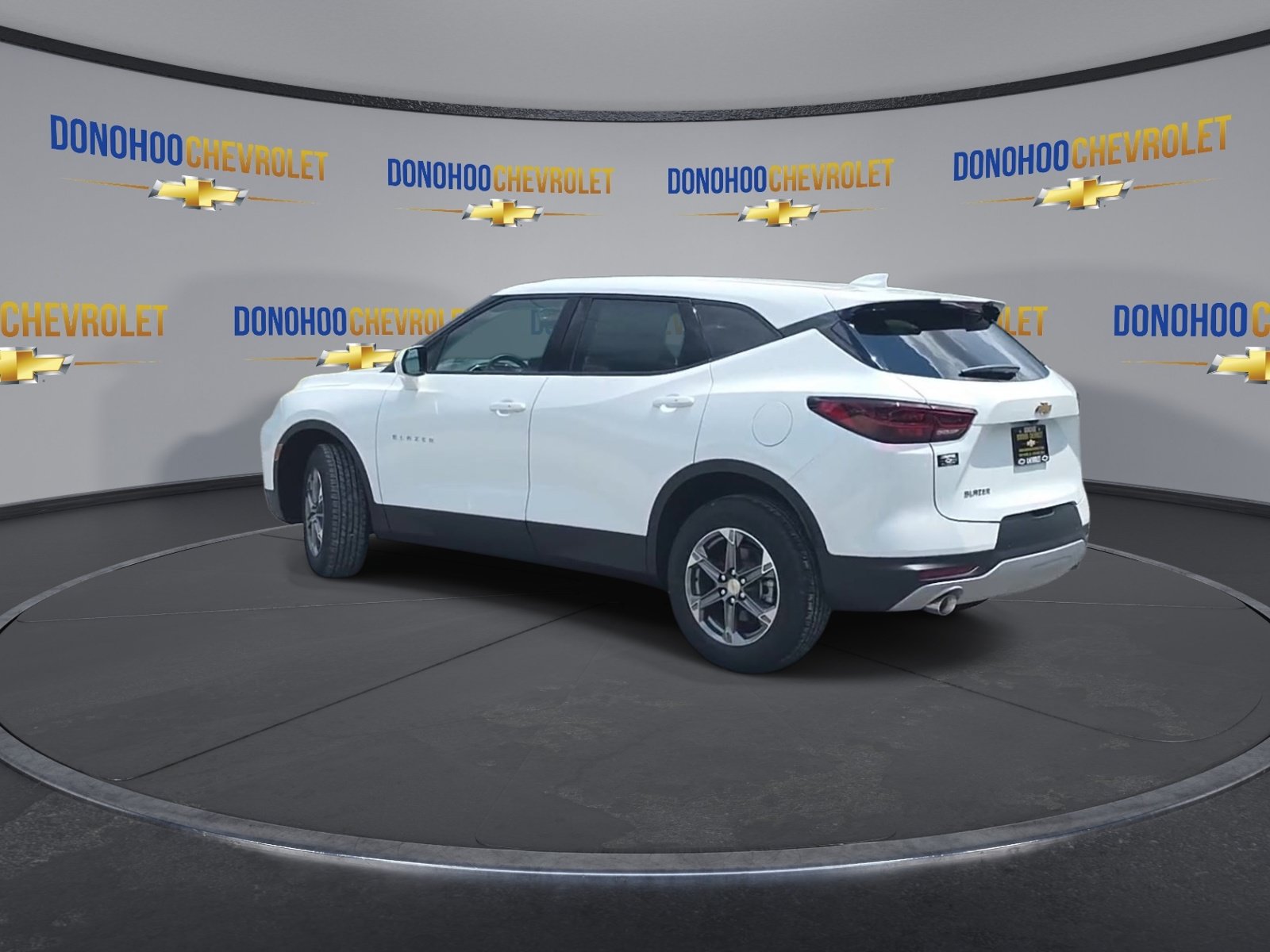 New 2026 Chevrolet Blazer LT FWD image 9