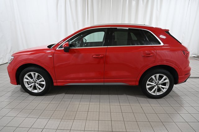 Used 2024 Audi Q3 2.0T Premium image 9