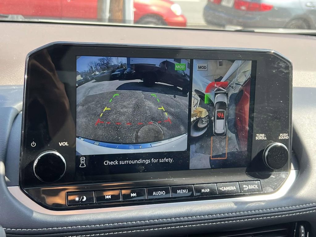 Used 2023 Nissan Rogue Platinum AWD/4WD image 30