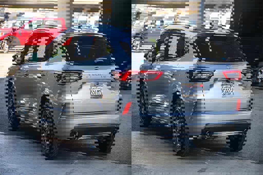 Used 2024 Ford Escape ST-Line w/ Cold Weather Package image 8