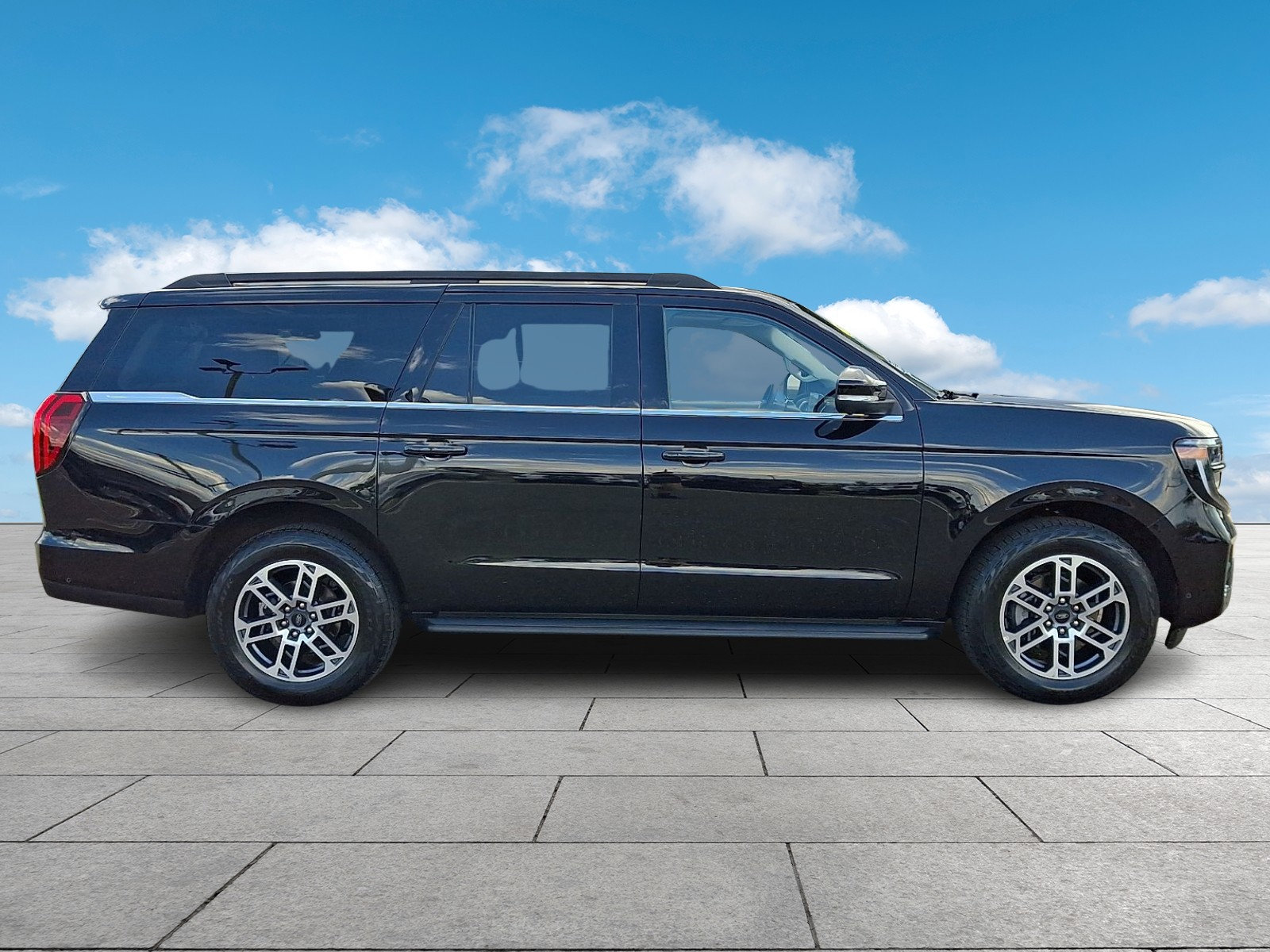 Used 2025 Ford Expedition Max Active AWD/4WD image 7