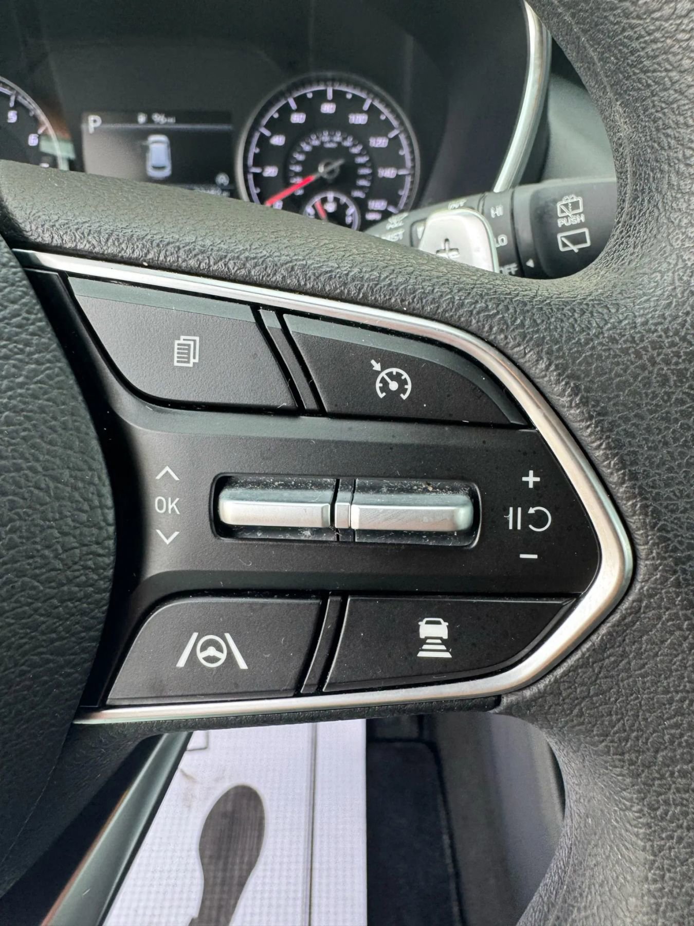 Used 2022 Hyundai Santa Fe SEL w/ Cargo Package image 8