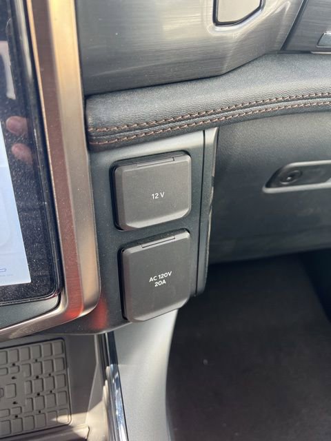 New 2025 Ford F150 Lightning Lariat image 27