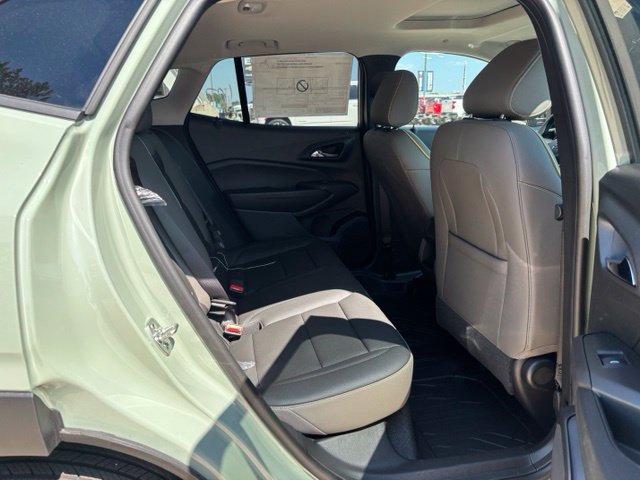 New 2026 Chevrolet Trax ACTIV w/ Sunroof Package FWD image 14