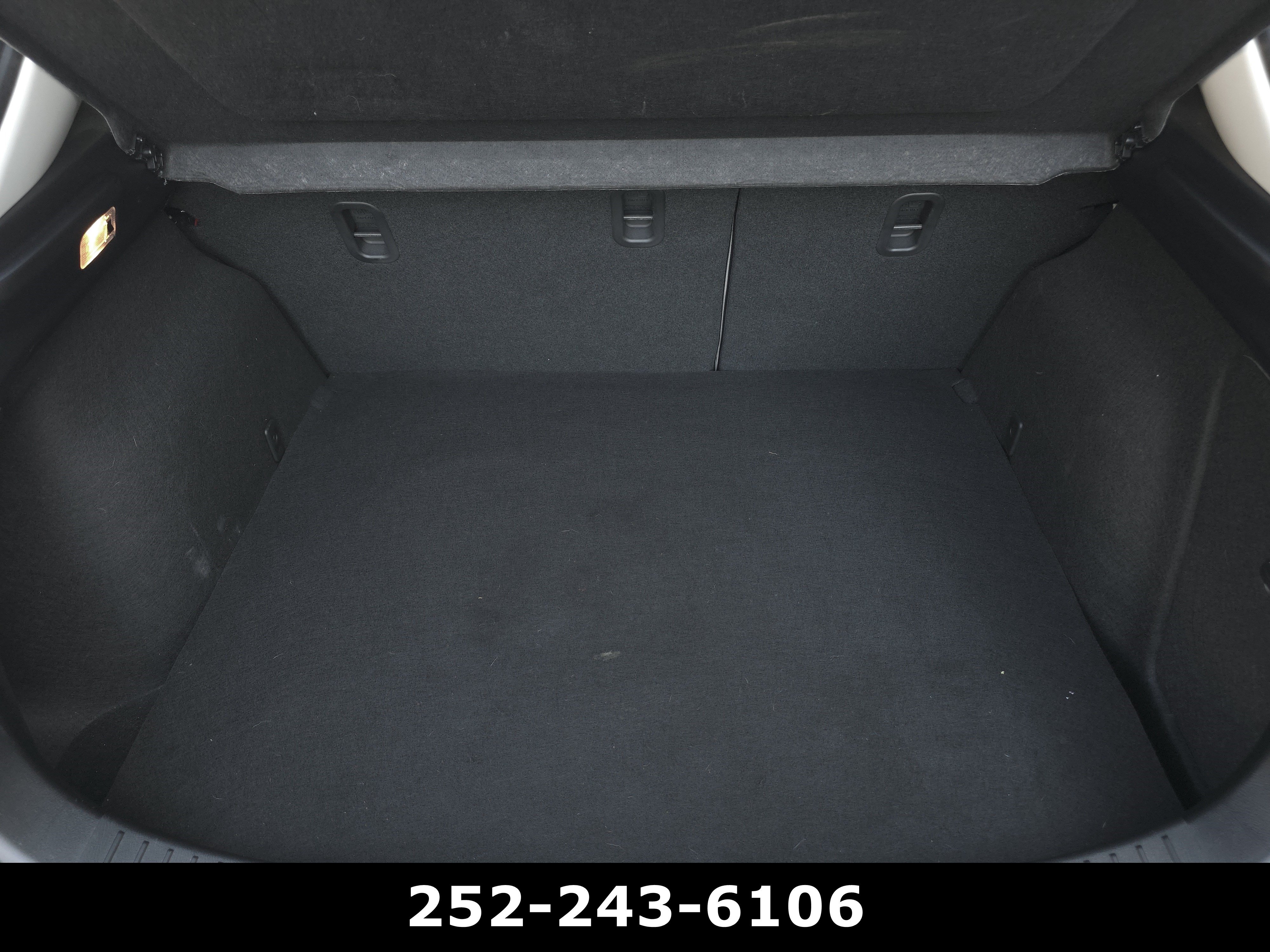 Used 2017 MAZDA MAZDA3 Grand Touring w/ Premium Equipment Package FWD image 34