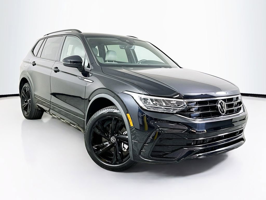 Used 2023 Volkswagen Tiguan SE R-Line