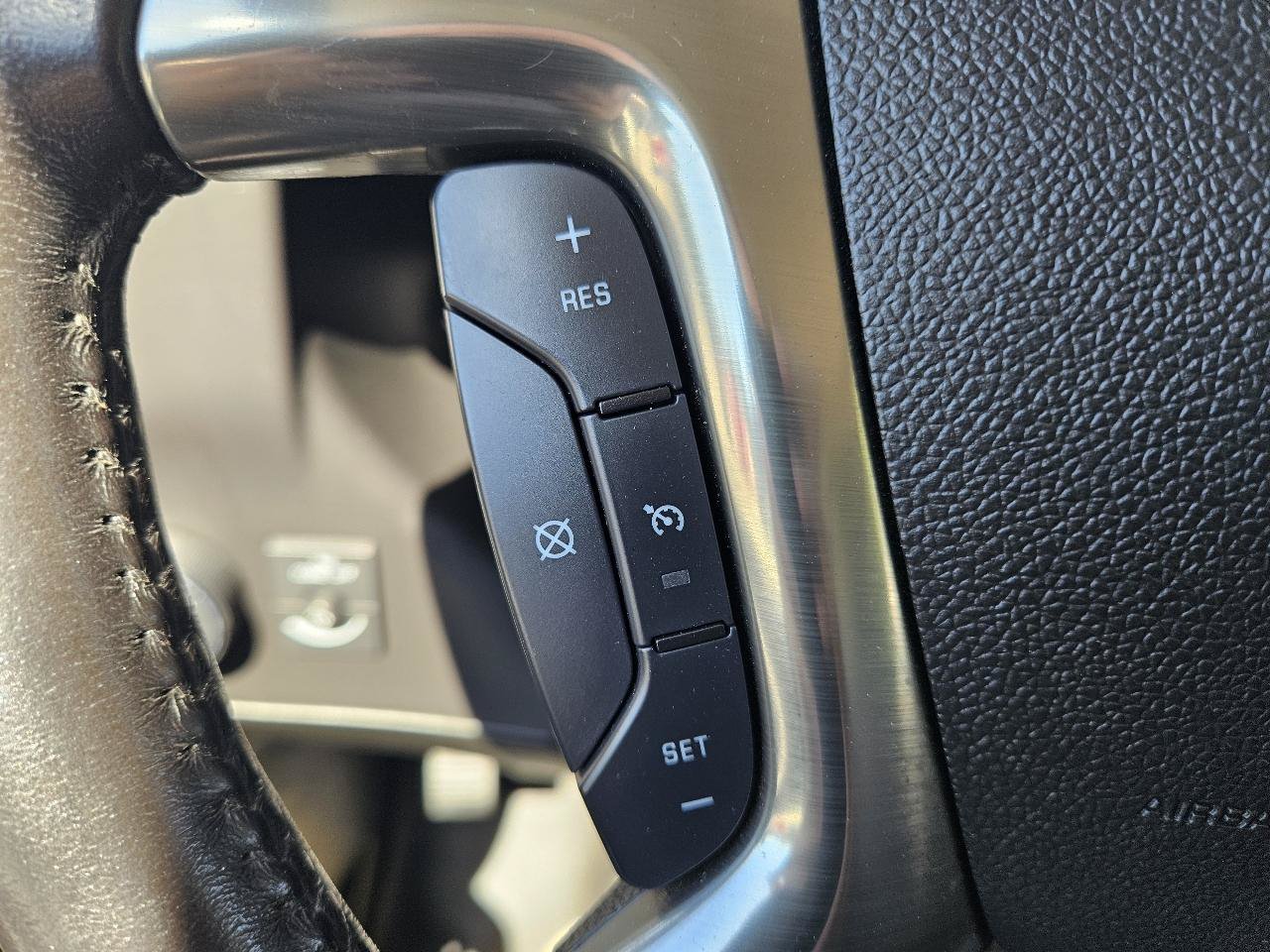 Used 2019 Chevrolet Express 3500 LS RWD image 38
