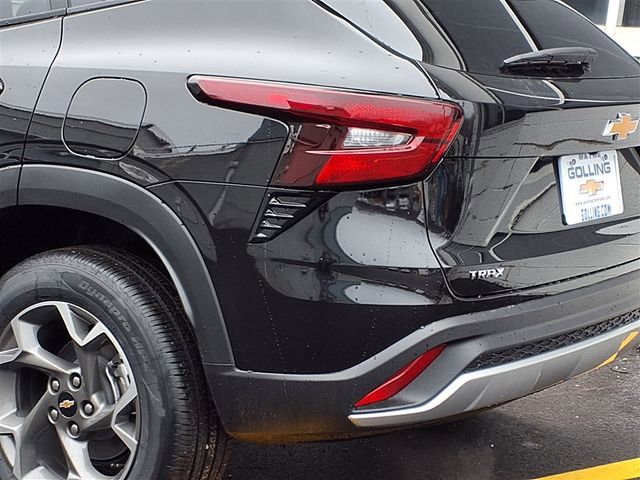 New 2026 Chevrolet Trax LT w/ LT Convenience Package image 18