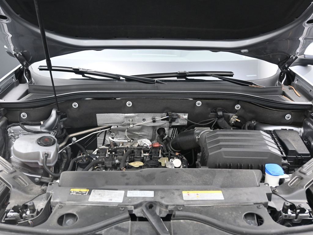 Used 2024 Volkswagen Atlas Cross Sport SE image 12