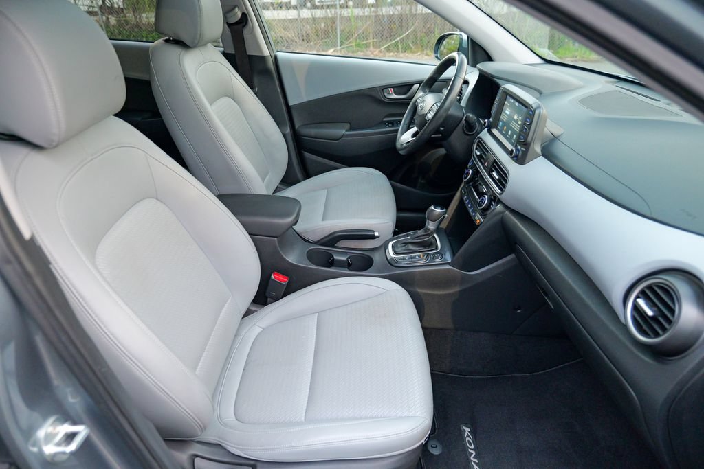 Used 2019 Hyundai Kona Limited AWD/4WD image 35